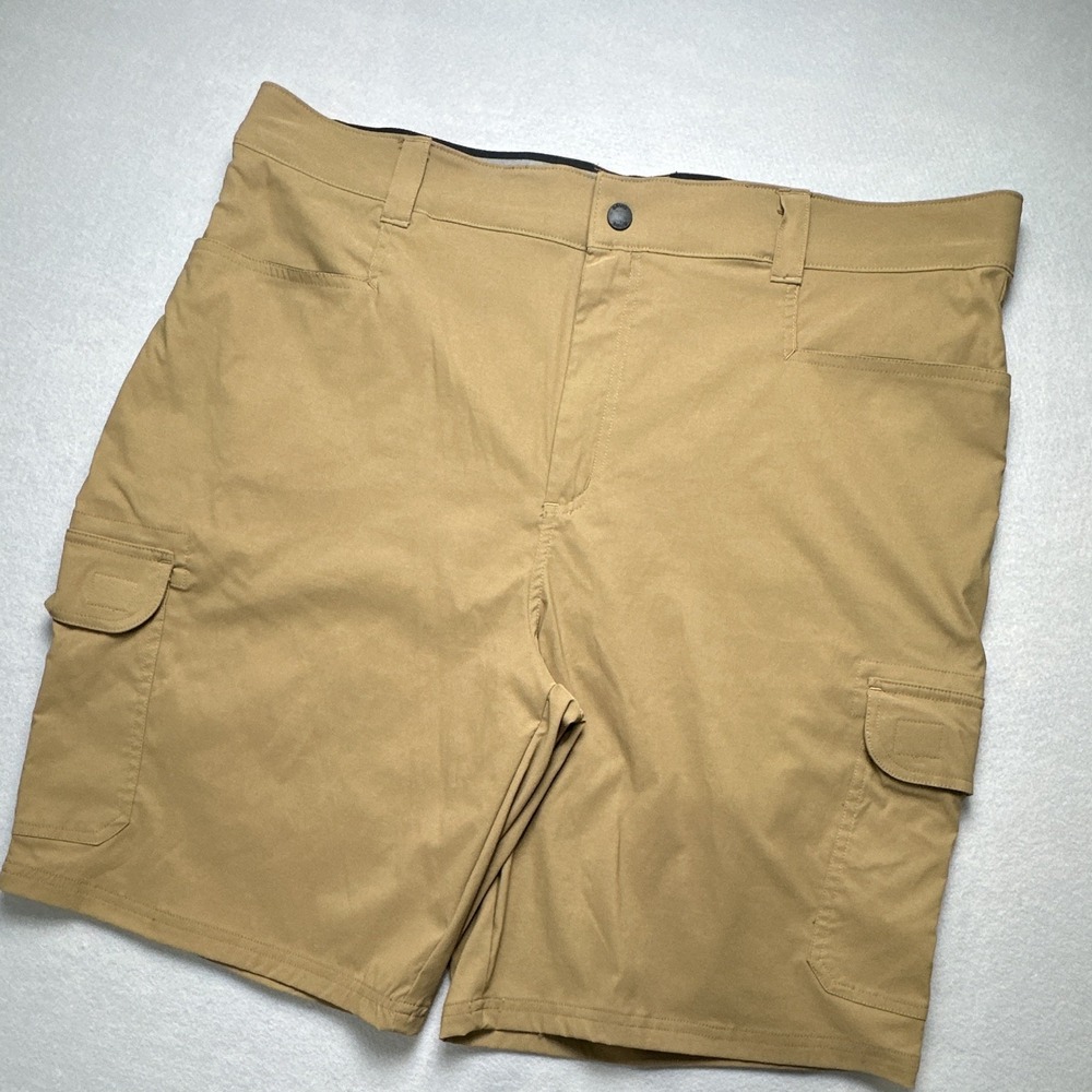 Orvis Men's Tech Shorts Khaki Tan, Size 40, Quick-Dry Cargo